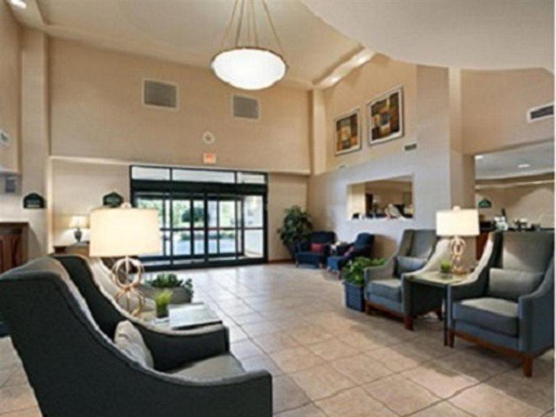 Spark By Hilton Greensboro Ngoại thất bức ảnh