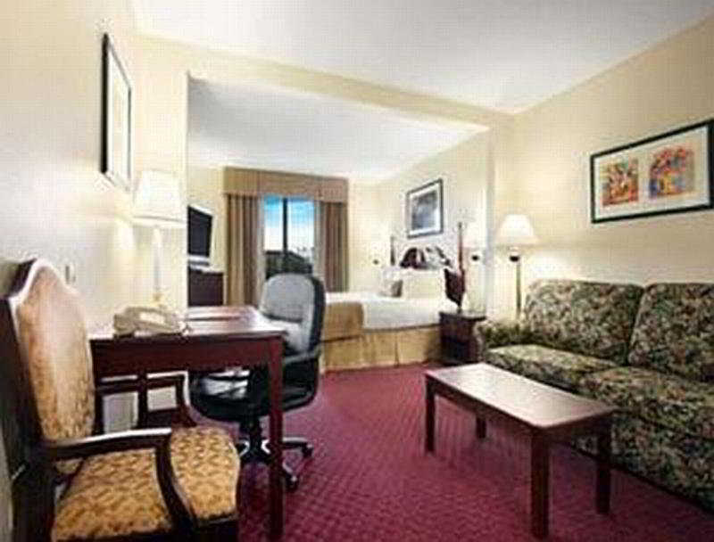 Spark By Hilton Greensboro Ngoại thất bức ảnh