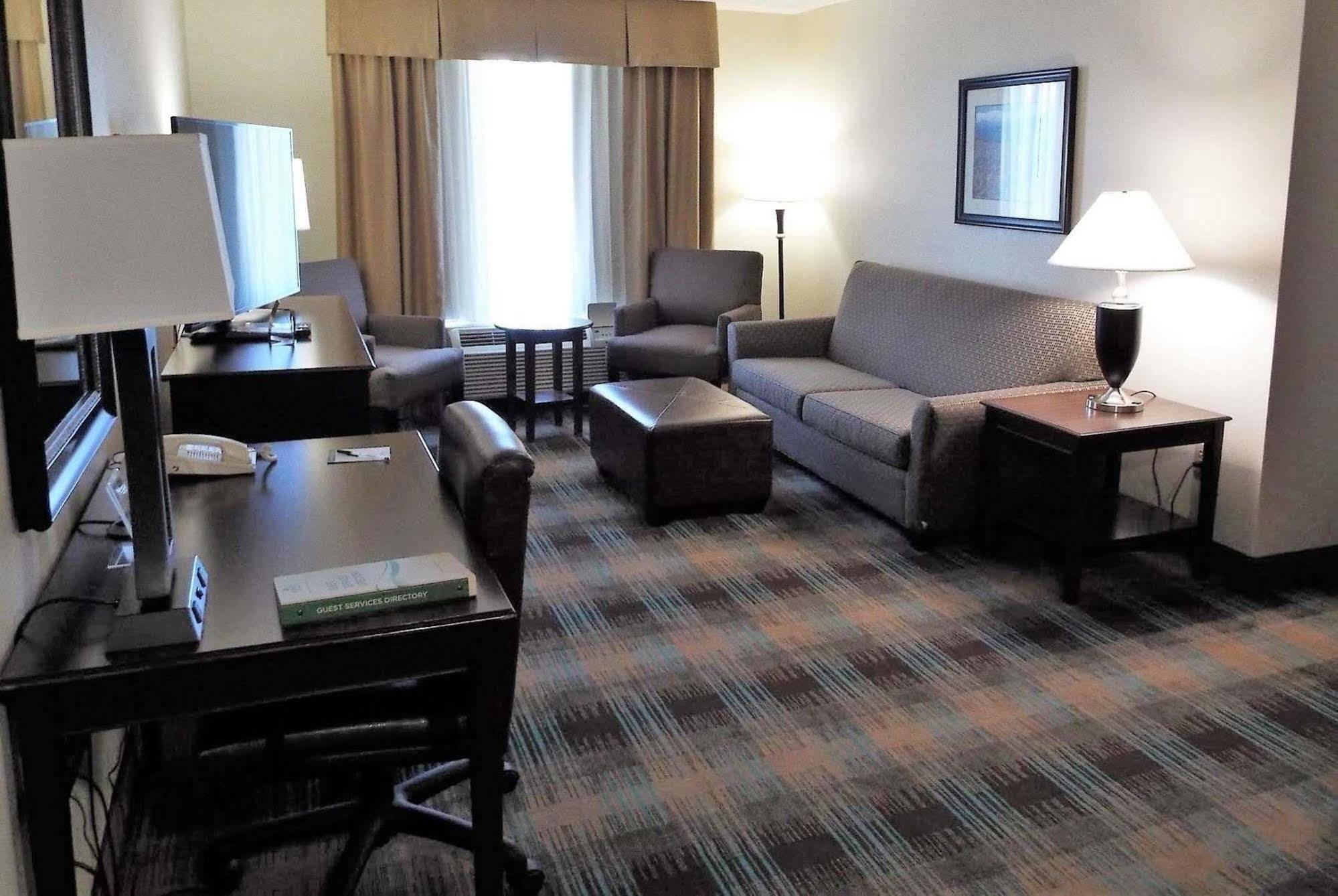 Spark By Hilton Greensboro Ngoại thất bức ảnh