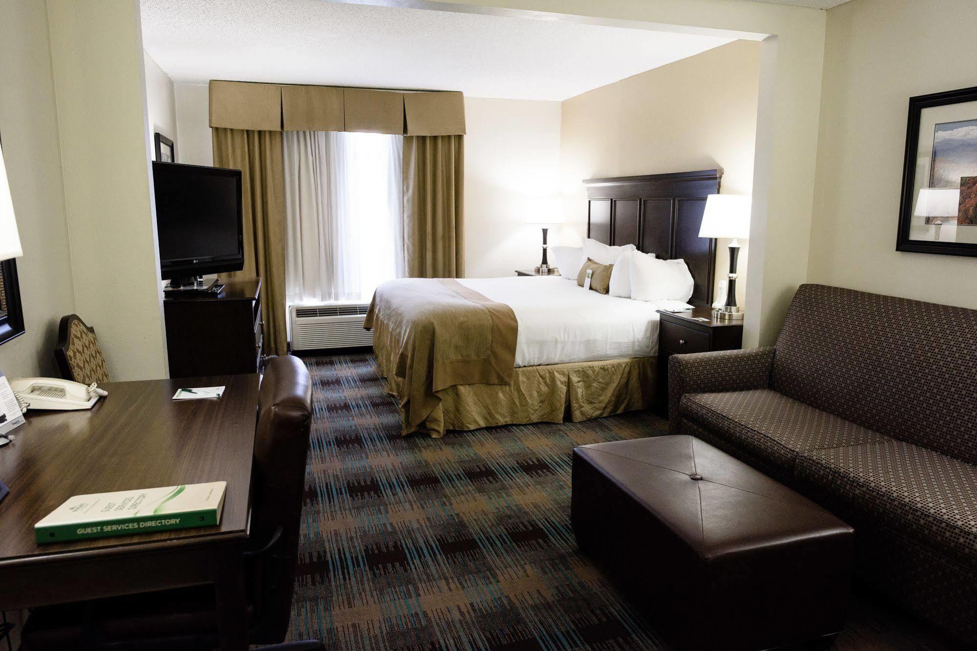 Spark By Hilton Greensboro Ngoại thất bức ảnh